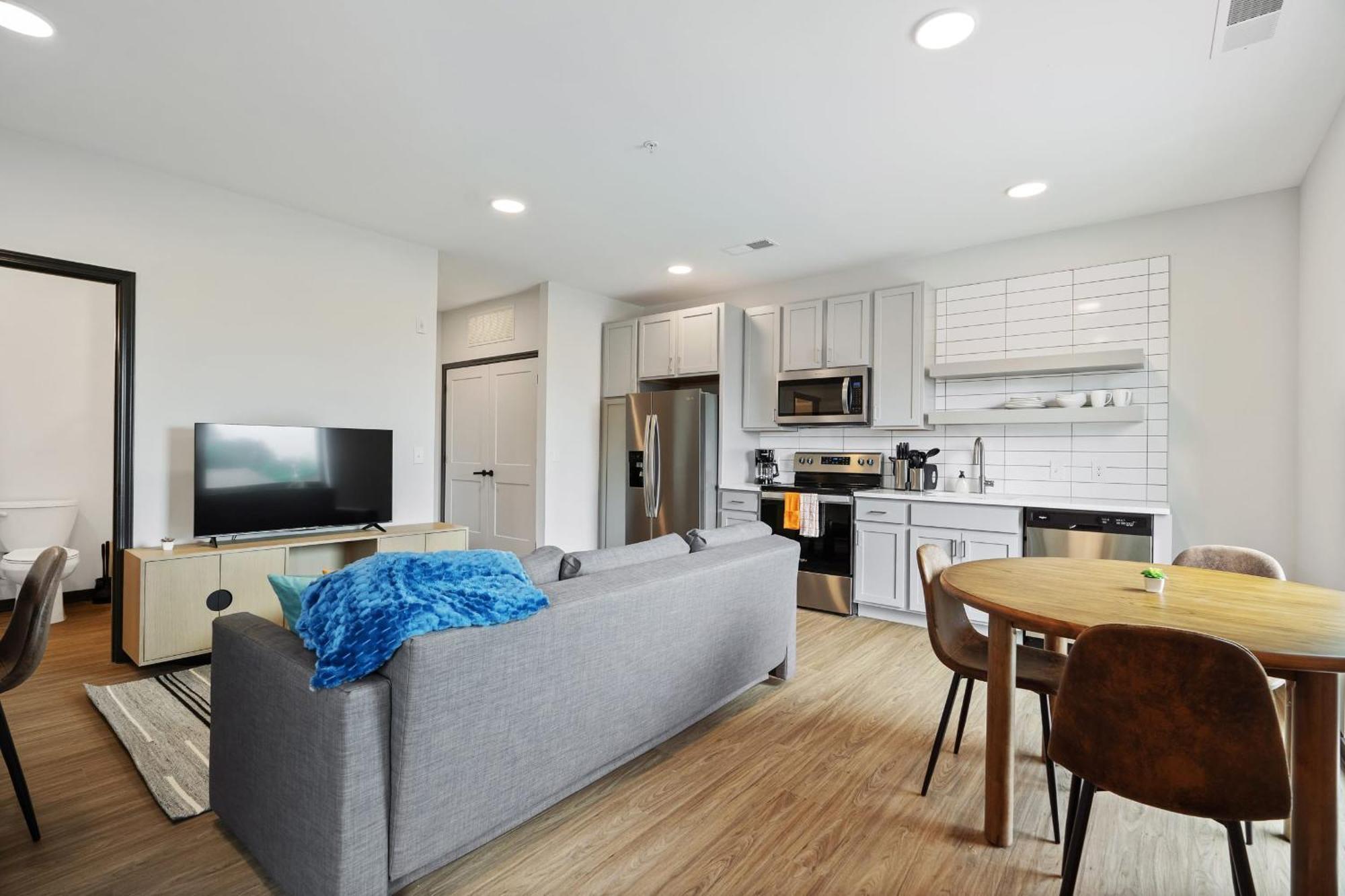 Cozysuites On Mass With Garage Parking #7 Indianapolis Luaran gambar